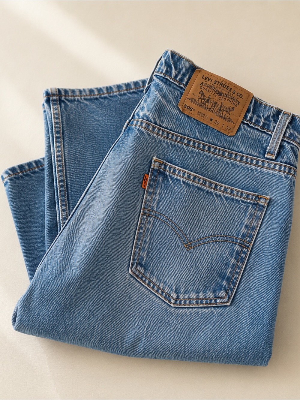 Vtg ‘97 Levi’s 505 orange tab